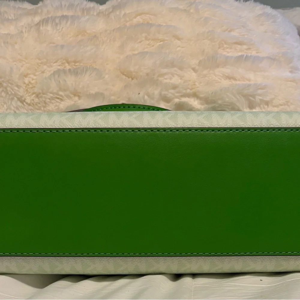 Michael Kors Green Ombre MK Logo Satchel - Picture 3 of 5